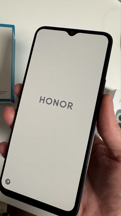 Нов телефон Honor X6b+ подарьк слушалки