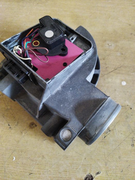 ДМРВ Ауди Пассат 2.0