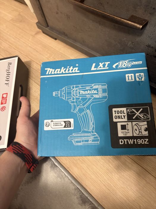 Masina de insurubat cu impact, pe acumulator LXT, 18 V, Makita DTW190Z