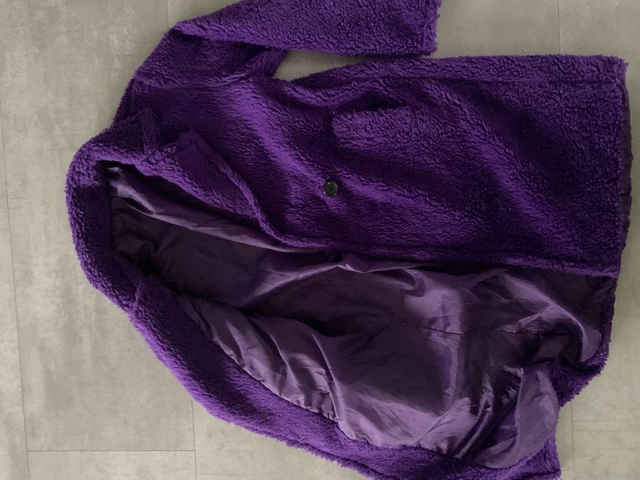 Пухкаво леко палто