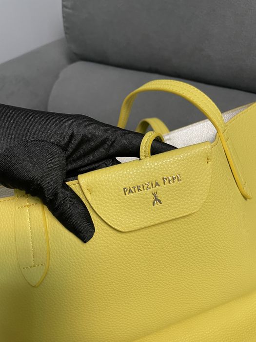 Patrizia Pepe двулицева голяма жълта чанта