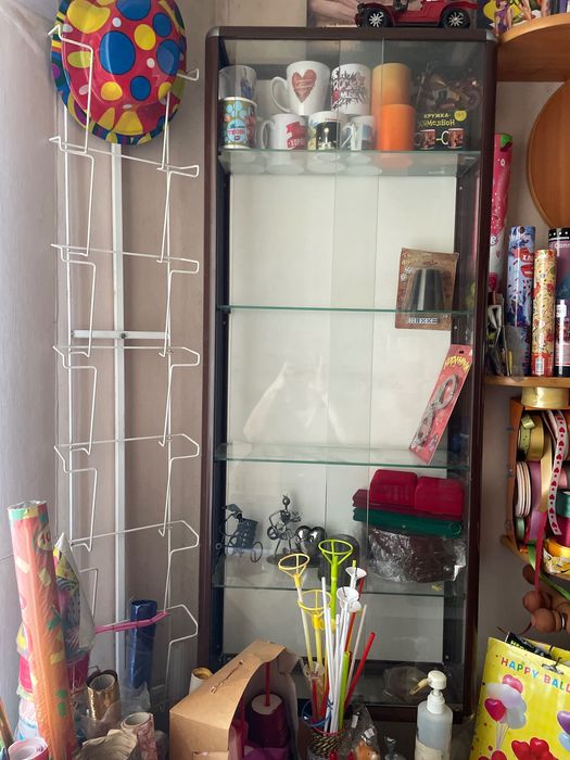 Продам оборудование- стенд для открыток, журналов или книг