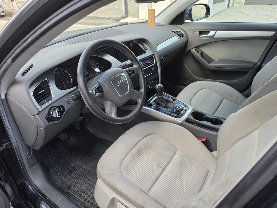 AUDI A4 2011 — imagine 5