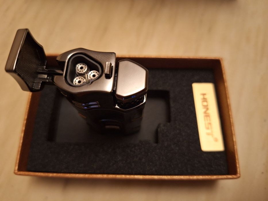 Луксозна запалка за пури с троен джет Honest ( 4 цвята )