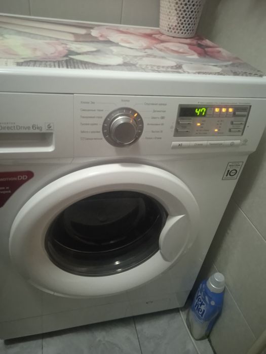 Продам стиральную машину .