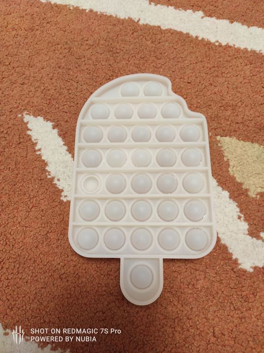 Продам игрушки антистресс