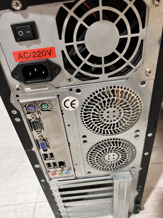 Компьютер монитор комплект