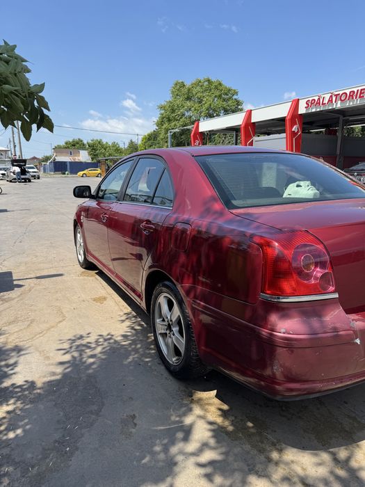toyota avensis T25 2.0 diesel 2004