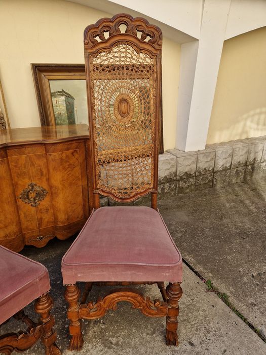 Чифт страхотни антикварни трапезни столове Чипъндейл