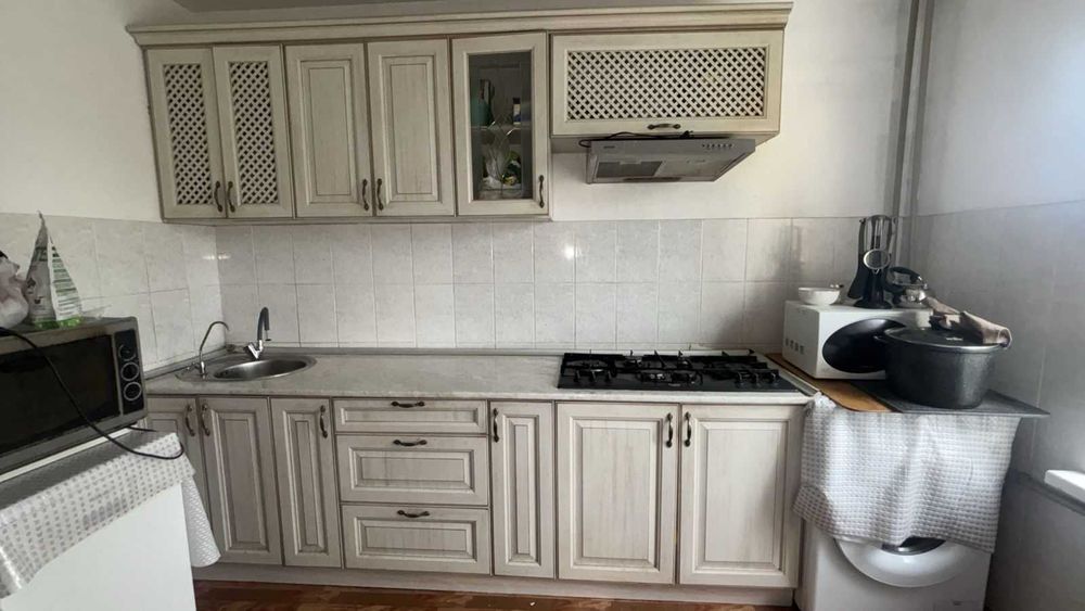 Продам кухонный гарнитур