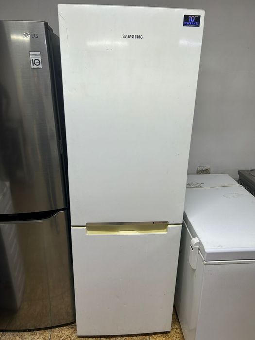 продаем холодильники