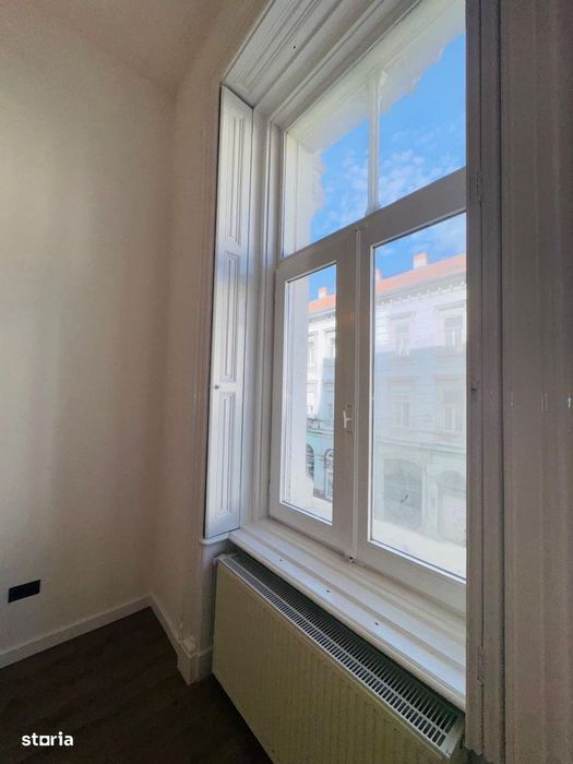 Apartament cu 3 camere, Ultracentral in Palatul Neumann