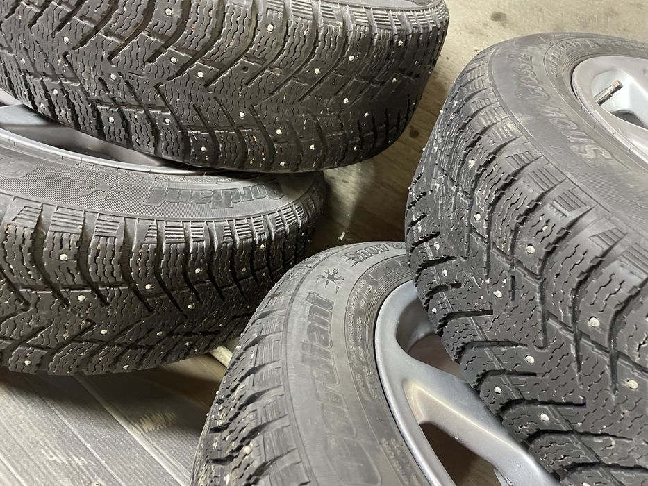 Диски с резиной на ауди 80 б4