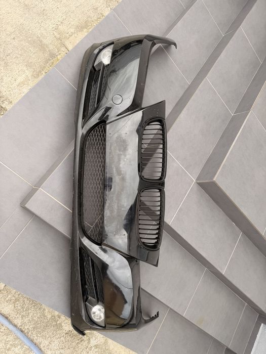 Vand bara seria 3 e90 lci neagra sparta