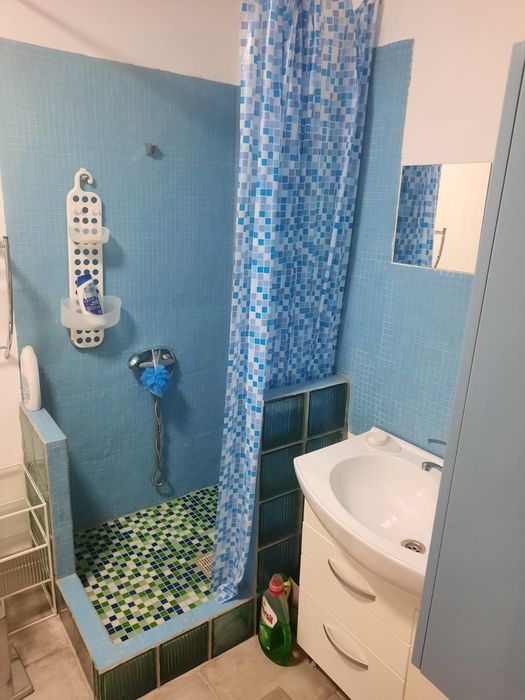 Inchiriez garsoniera cocheta