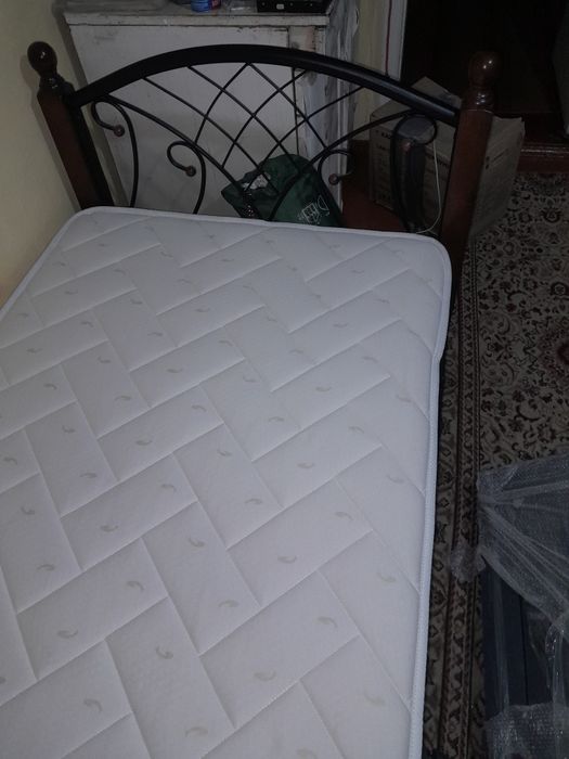 Продам кровать , кровать продам.