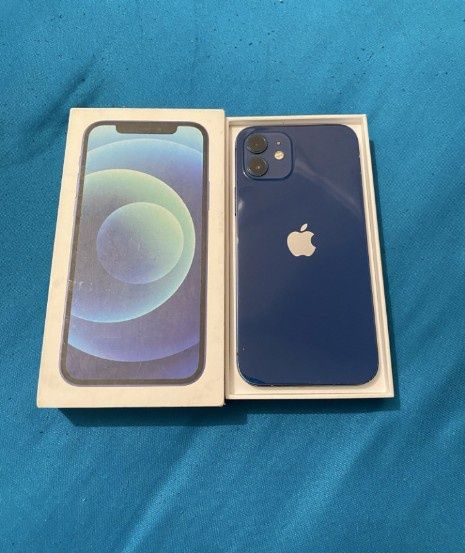 Продам Айфон 12 64gb 78%