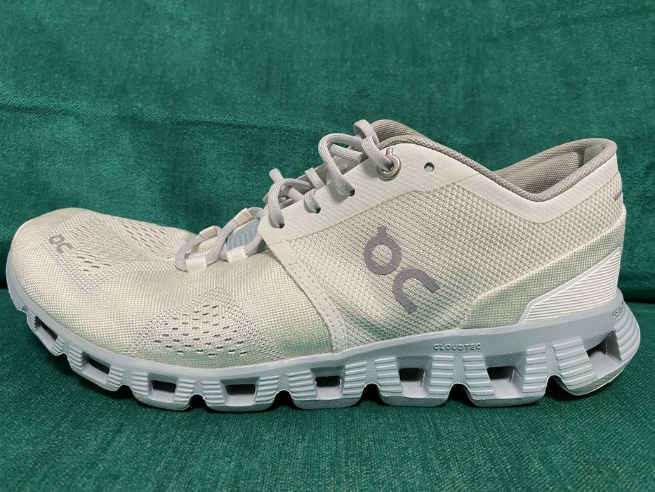Pantofi sport On Running Cloud X 2 marimea 42