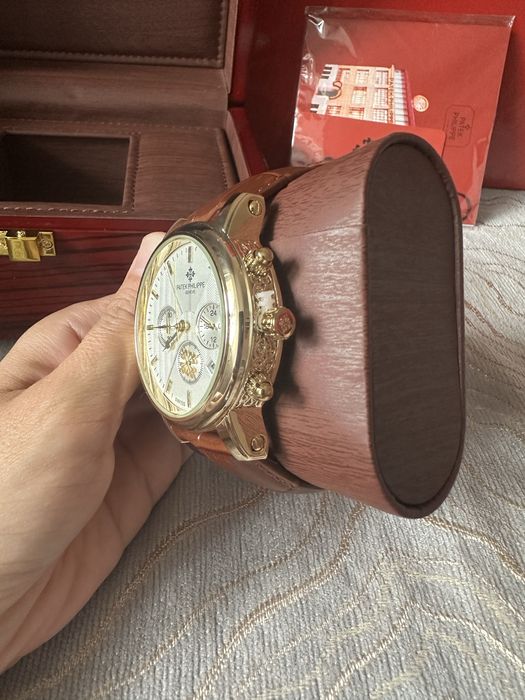 Продам новые часы PATEK PHILIPPE