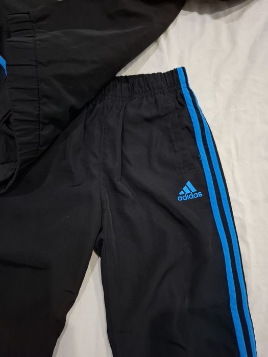 Детски екип на adidas