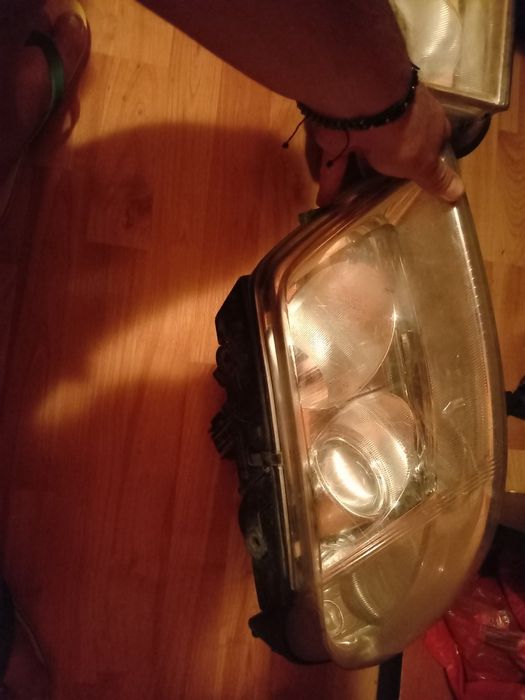 Vand faruri pasat b5