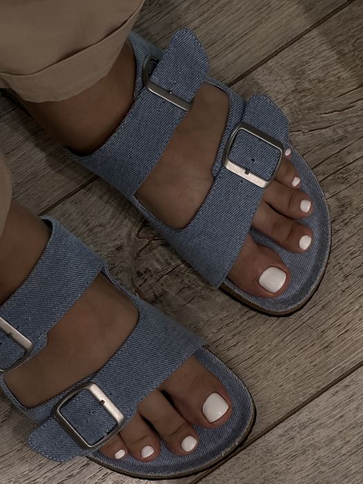 Маникюр и Педикюр по акции