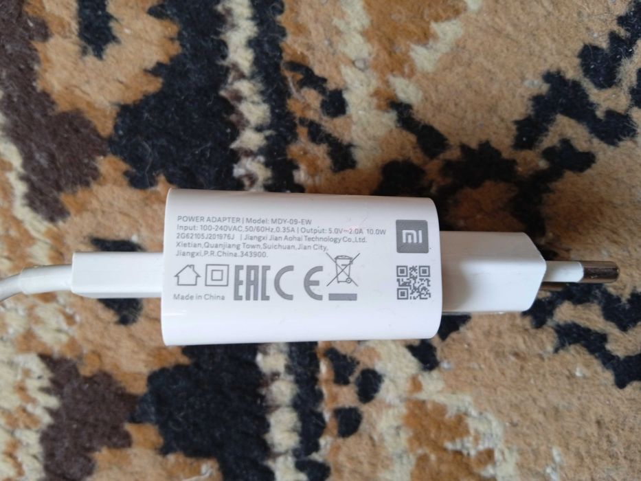 Продавам телефон Redmi 9A, Redmi 9AT, Nokia 100