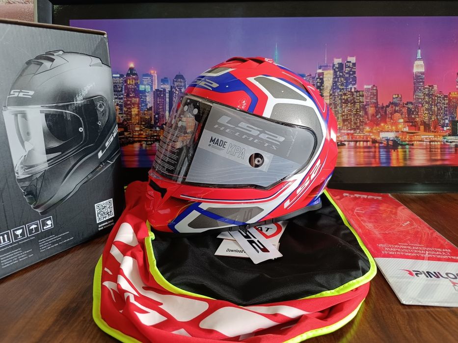 Мото шлем от бренда LS 2 assault