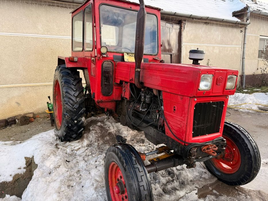 Tractor u650  cu tot cu plug pp4