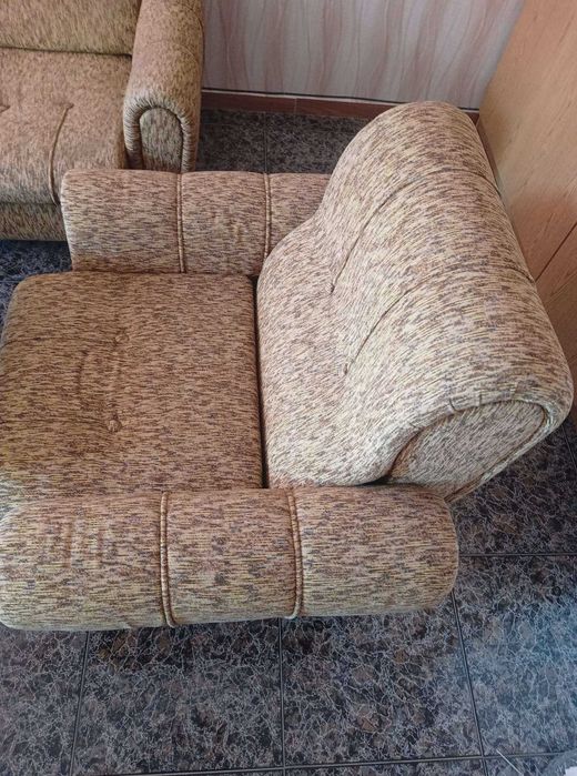 Холова гарнитура+ масичка