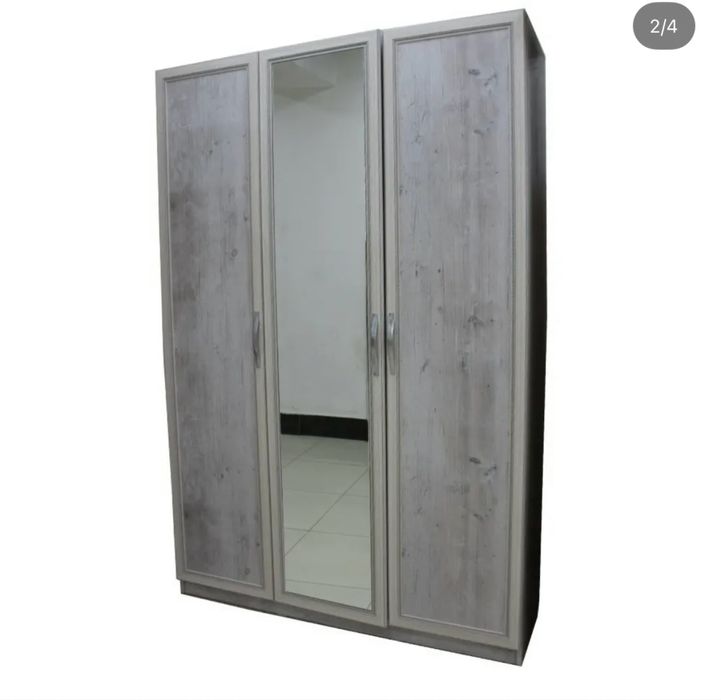 Продам шкаФ, комод