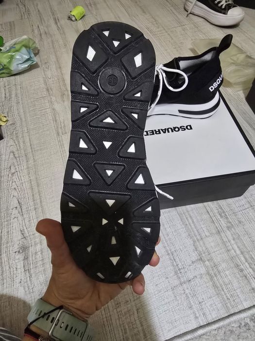 Adidasi Dsquared 2 originali