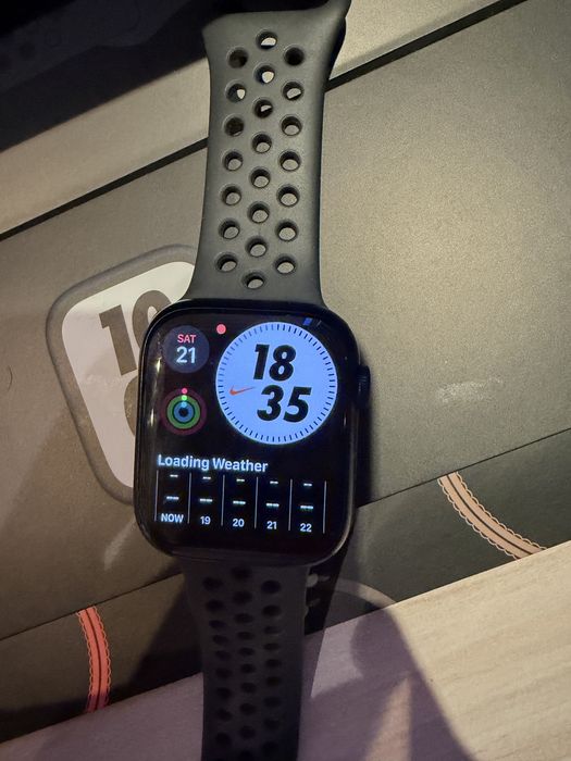 Apple Watch 7 Nike Edition 45mm 96% капацитет на батерията