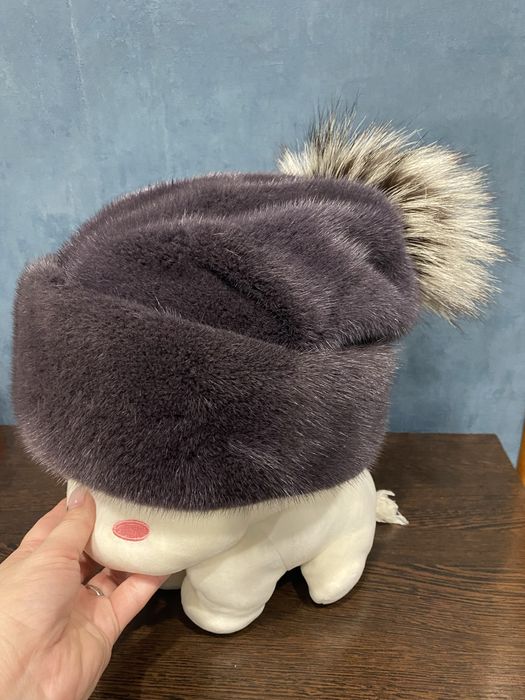 Продам норковую шапку.