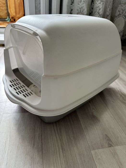 Кошачий лоток в отличном состоянии!