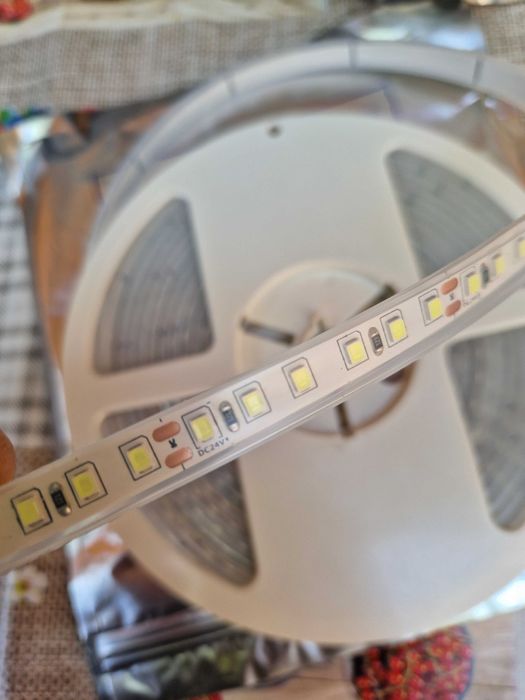 Banda LED SMD3528 24VDC 9,6W/m IP65 alb rece
