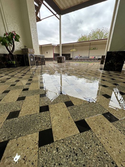 Bruschatka mahsuloti (travertin, press)