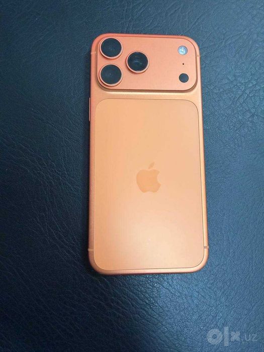 Продаётся iPhone 17 Pro max