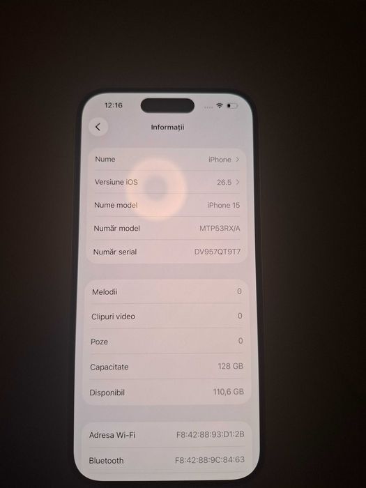 Iphone verde 15 -128 gb  ca nou