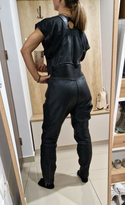 Pantaloni salopetă moto damă piele