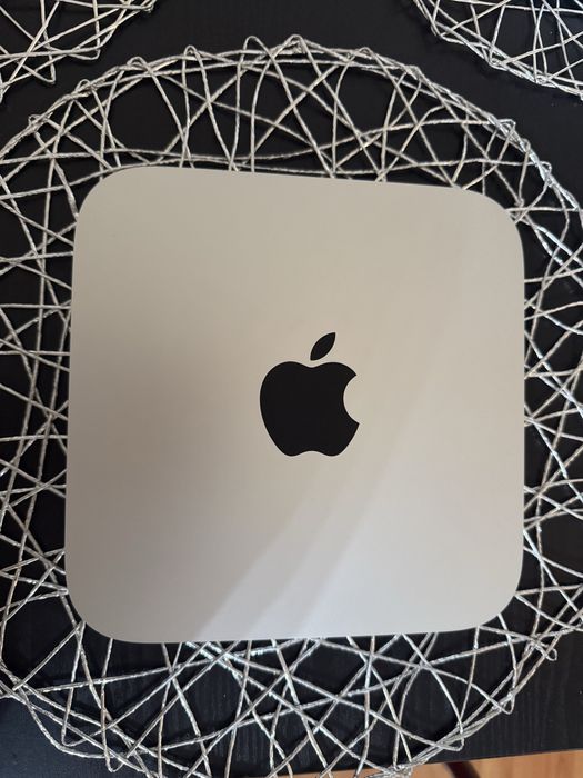 Mac Mini M1 (8GB Ram)