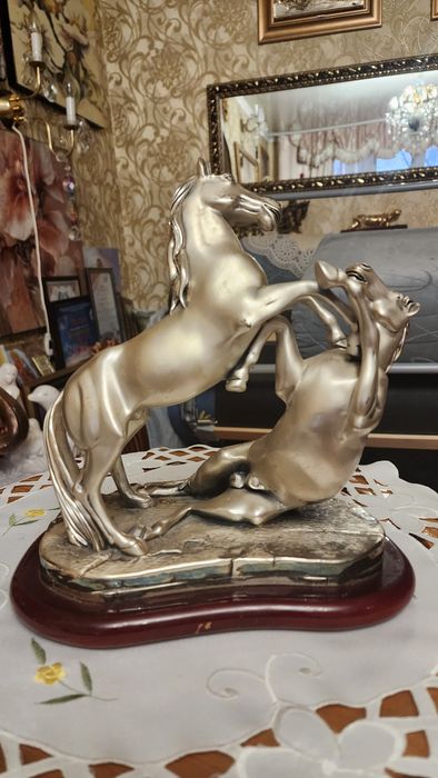 Статуэтка Кони Итальянская