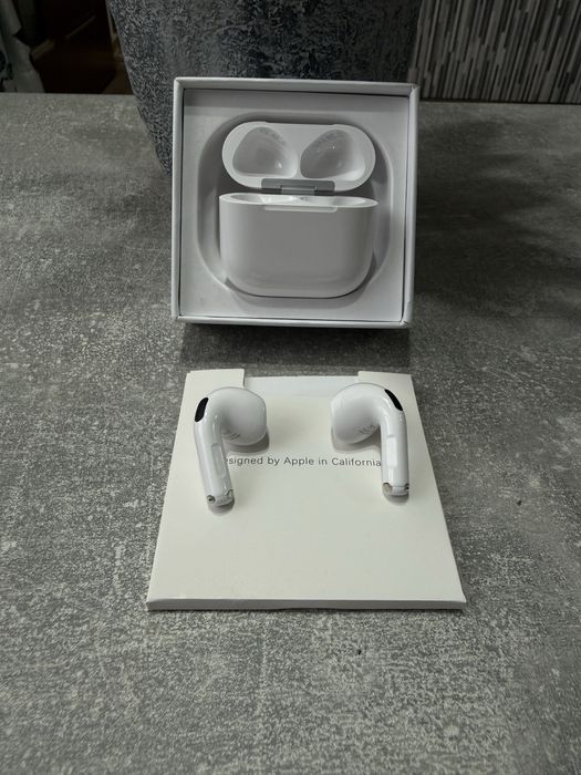 Casti Apple airpods 4 ( ANC)