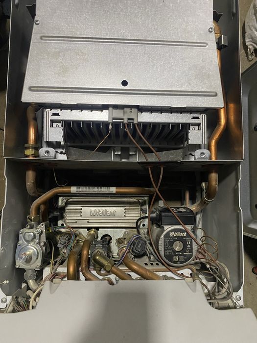 Piese centrala termica vaillant 242/3-3