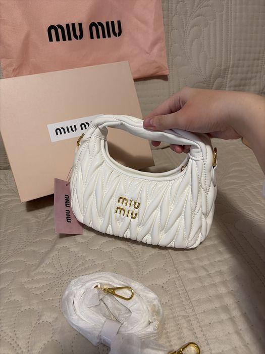 Geanta Alba Miu Miu Noua+accesorii