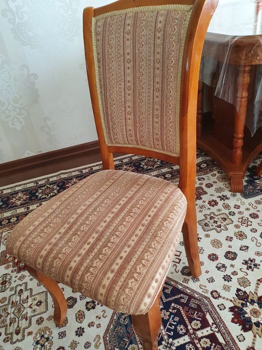 Продам стол со стульями