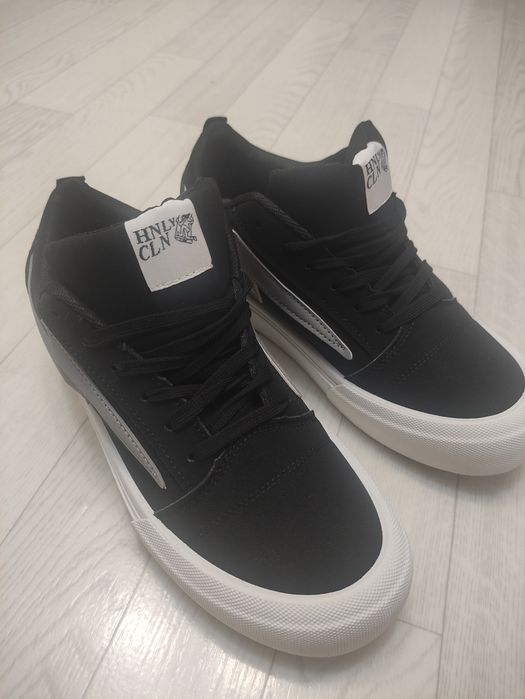 Кроссовки HNLY CLN