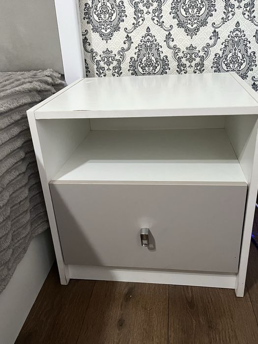 Продам спальный гарнитур