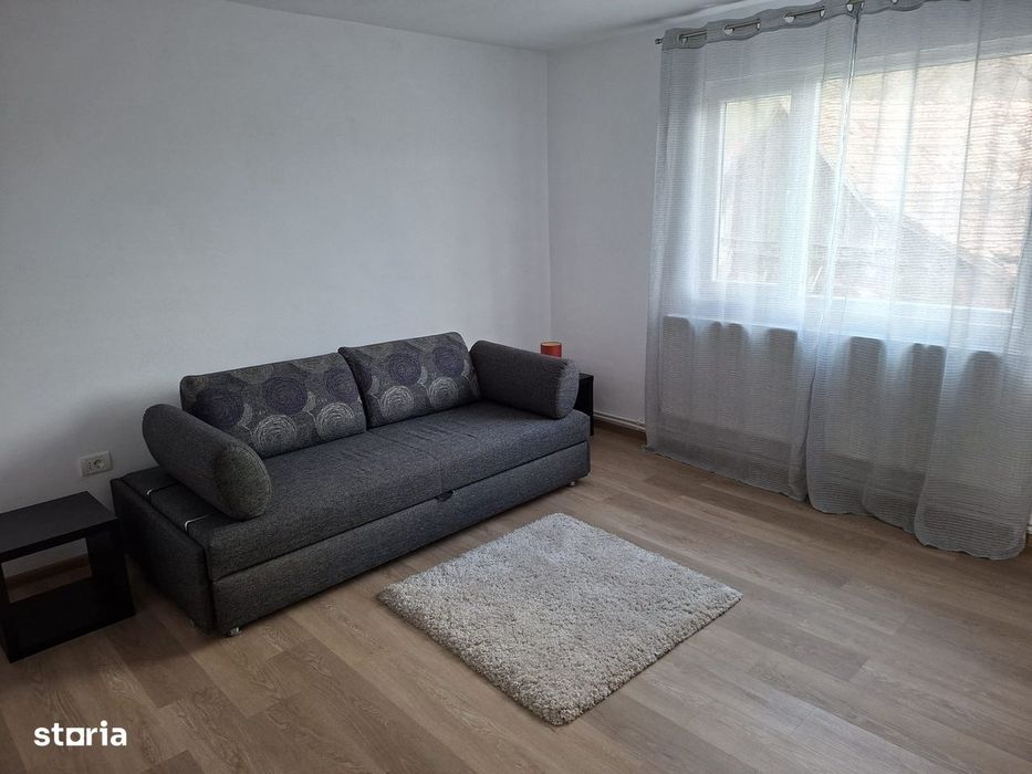 Casa Comarnic cartier ghiosesti + 2000 mp teren