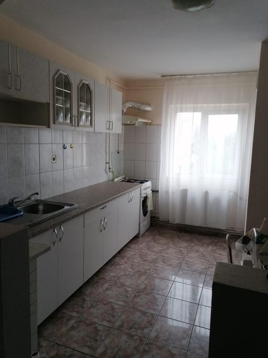 Apartament cu 3 camere